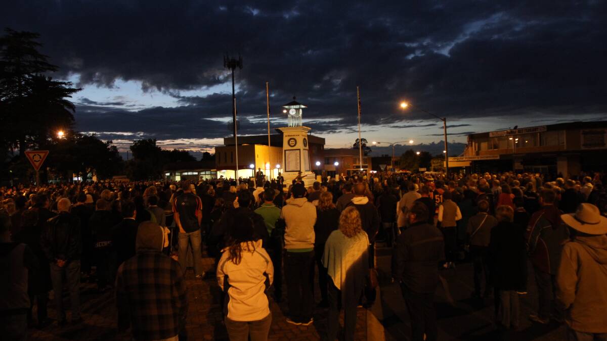 HONOUR: Close to 1000 people turned out for this year's dawn service in Leeton shire, marking the 100th anniversary of the landing at Gallipoli. 