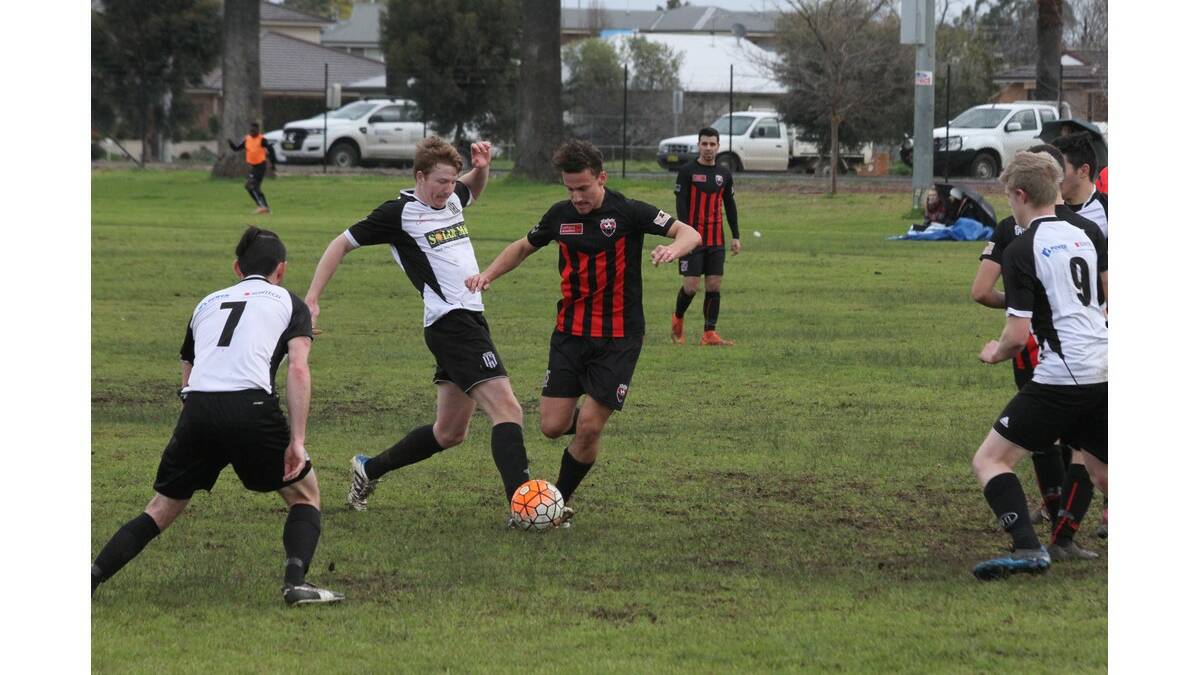 LEETON United FC squared off against West Griffith Sunday afternoon at the No. 2 Oval.