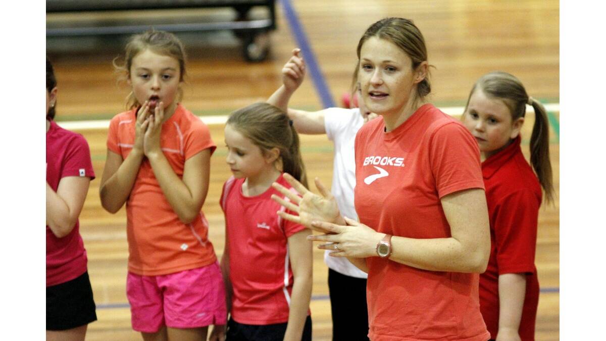 
FORMER Australian netballer Susan Pratley hosted a training clinic in Leeton last week.
