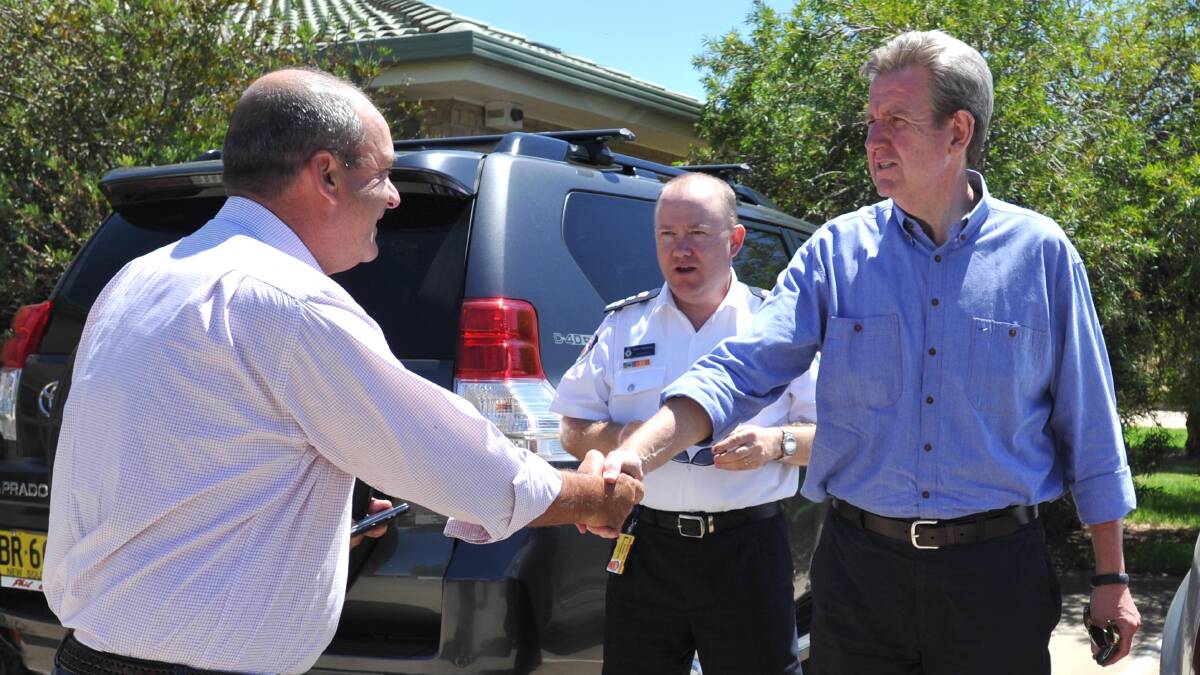 Barry O'Farrell visits the Rural Fire Service headquarters in Fernleigh Road in 2013. Picture: Les Smith