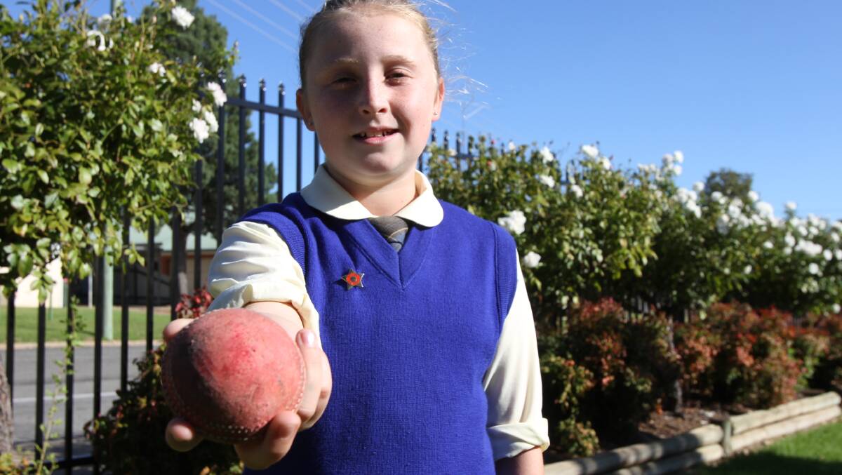 BATTING ABOVE AVERAGE: At just 11-years-old Charlie Lamont has been selected as part of the NSW under 15s Country female cricket academy. PHOTO: Hannah Higgins.