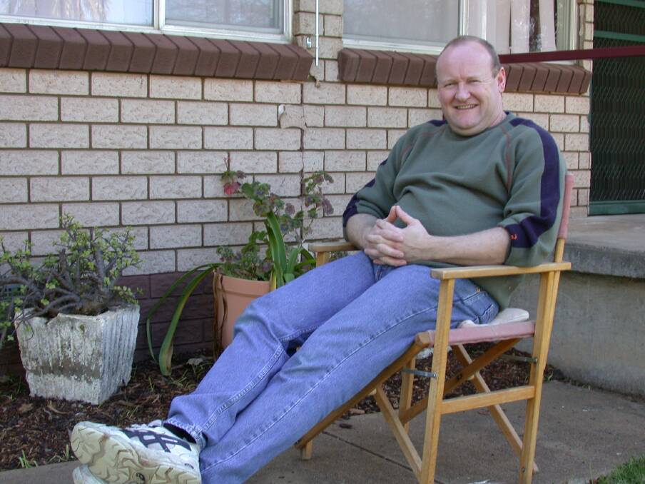2003: Posing in his deckchair is Leeton actor Steven Holt, who plays the role of Nobby Furcio in the new movie Danny Deckchair.