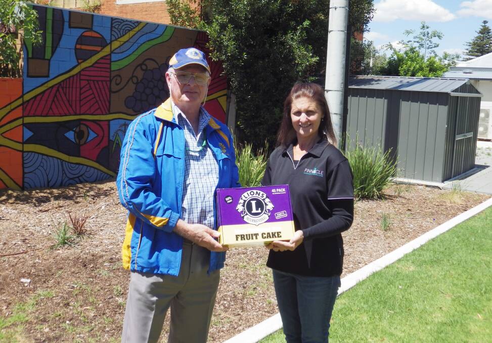 Last week saw Leeton Lions Club President John Wadsworth handing over a box cake slices to Tanya Lewis co-ordinator for Pinnacle Community Services.