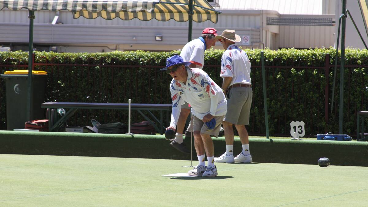 ROLLING: Garry Chambers prepares to try and place his shot during social bowls held at the Leeton Soldiers Club. PHOTO: Ron Arel.