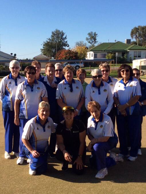 EXPERIENCE: Bowlers enjoy the Karen Murphy coaching clinic at Leeton Bowling Club. Picture: Contributed