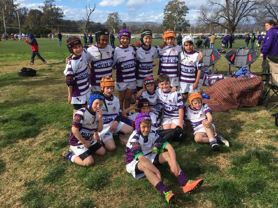 TEAM SPIRIT: The Under 10s Junior Phantoms, pictured here at the Tumut gala day, have had 12 wins, three draws and one loss in the regular competition this season. 