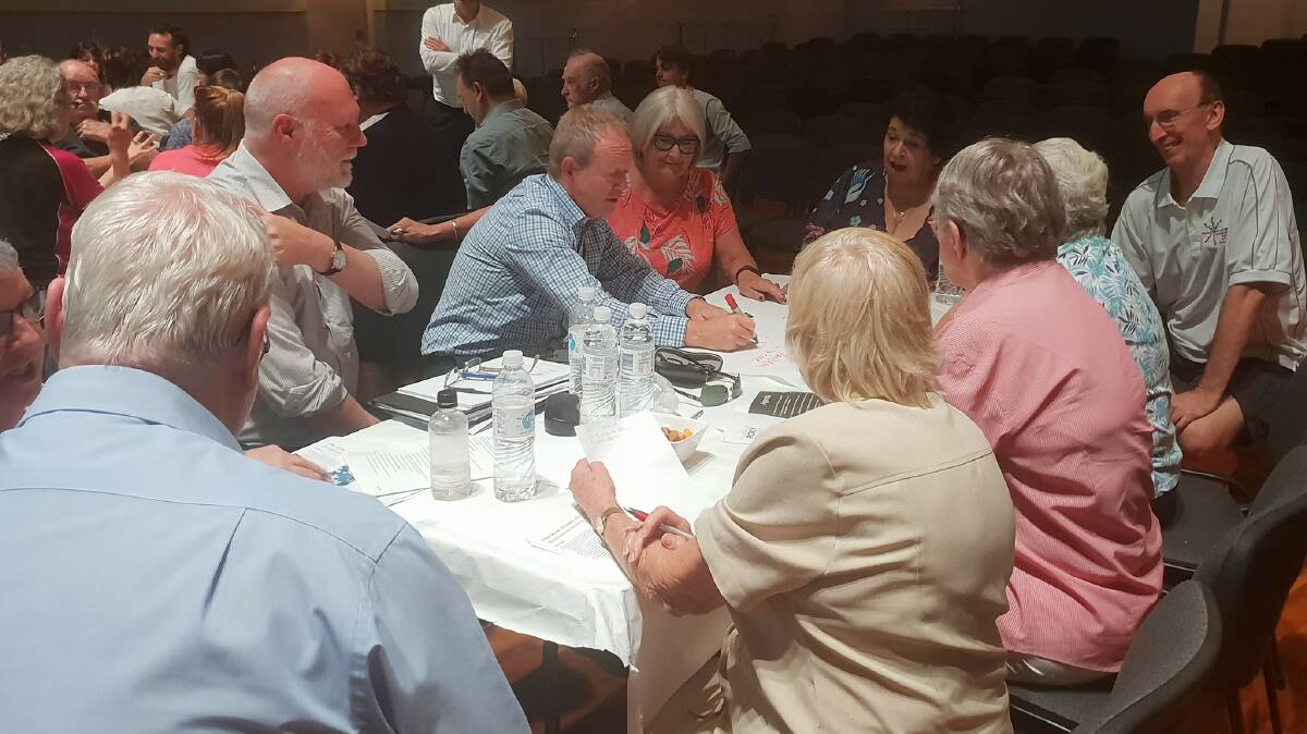 Leeton Shire Council director of environment and engineering Peter Keane talks through the upgrade with residents and stakeholders. Photo: Contributed  