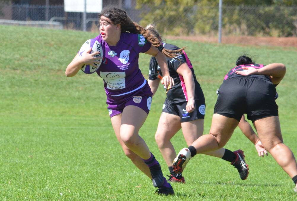 ON THE MOVE: Dianas co-captain Talise Rudd makes a dash forward during her side's round one win last weekend. Photo: Liam Warren