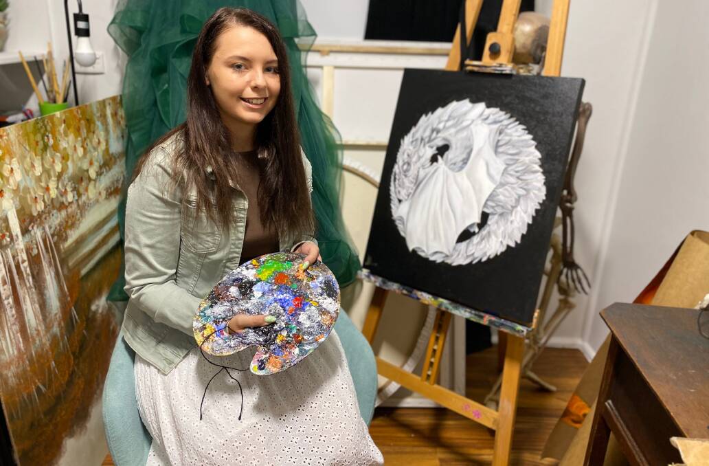 TALENT: Sarah Louise has dreams of making it big in the art world and is already well on the way to doing just that. Photo: Talia Pattison