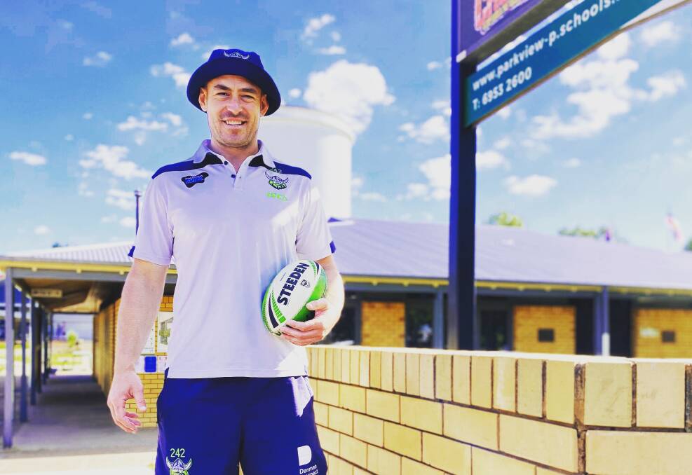 IN TOWN: Former Canberra Raiders star and captain Terry Campese stopped by several schools in the shire this week as part of the NRL Road to Regions tour. Photo: Talia Pattison 