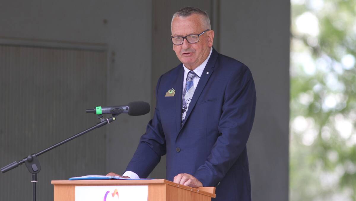 Mayor Tony Reneker addresses the crowd on Australia Day. Photo: Talia Pattison