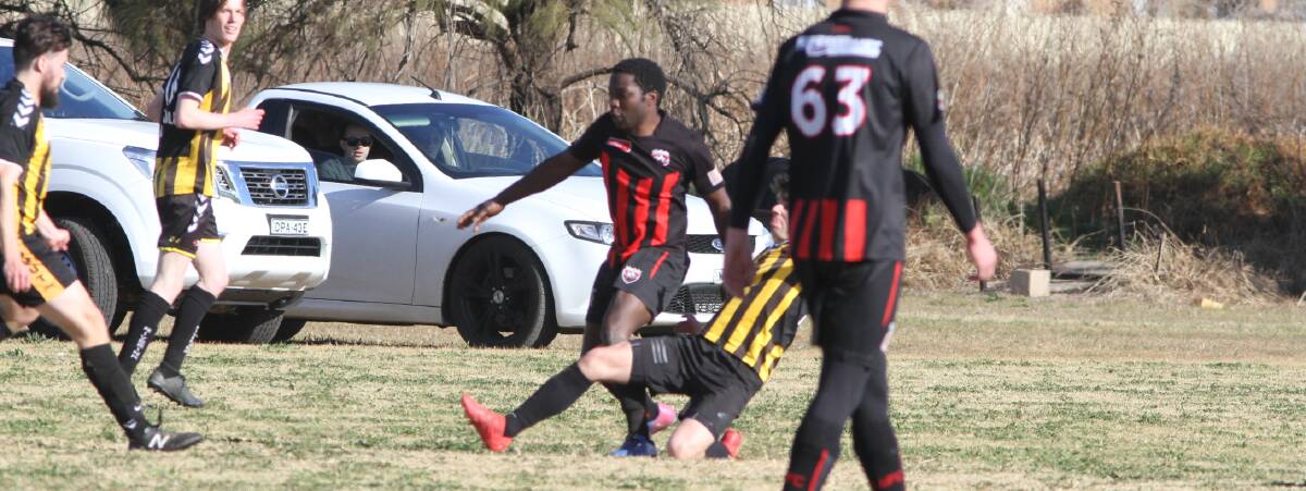 Munya Kawara in action for Leeton United against Tumut on Sunday. Photo: Talia Pattison