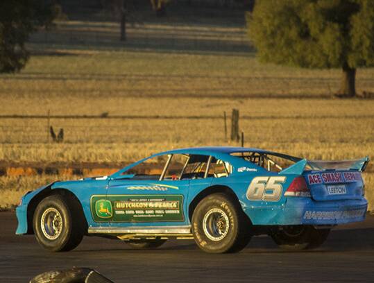 RACE: Leeton Motor Sports Club's Wayne Aylett will be in action at Brobenah Speedway this weekend. Picture: SF Photo Graphix