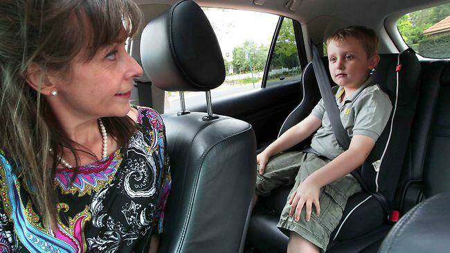 Leeton shire residents have been urged to have their child's car restraints checked at a free event this weekend. 
