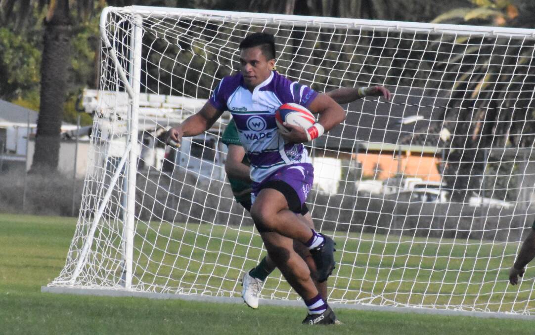 QUICK: Paul Ta'avao in action for the Phantoms during a recent match at the town ovals. Photo: Liam Warren