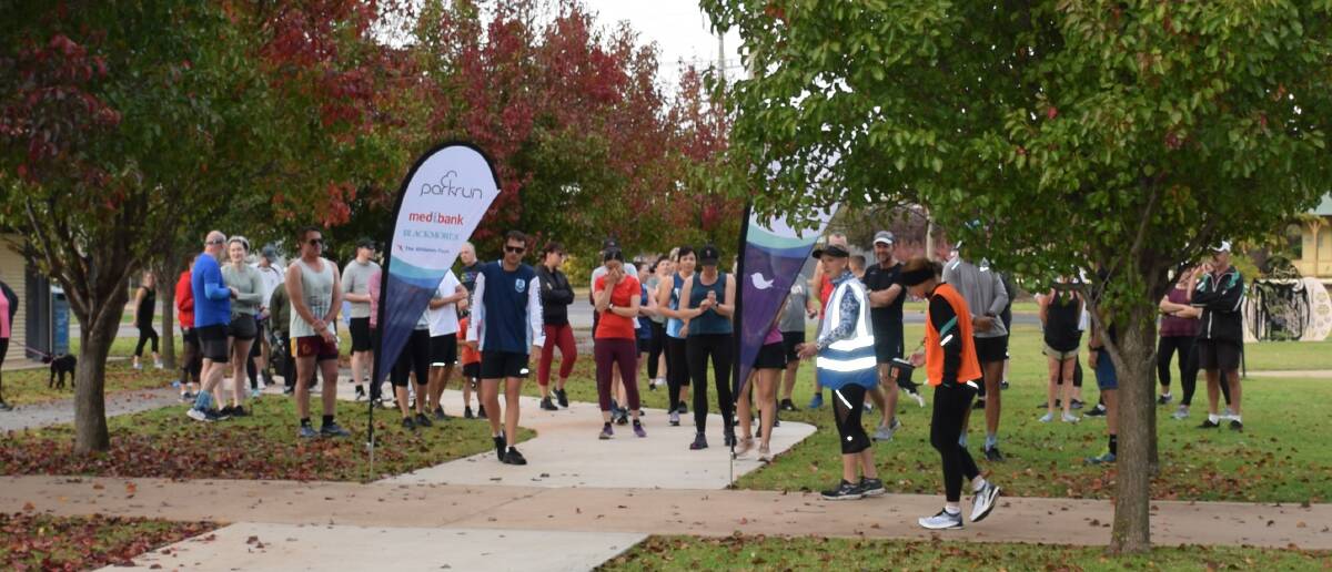 GOOD CROWD: Residents have been encouraged to participate in Leeton's parkrun events, which happen every Saturday from the Leeton Skate Park. Photo: Supplied