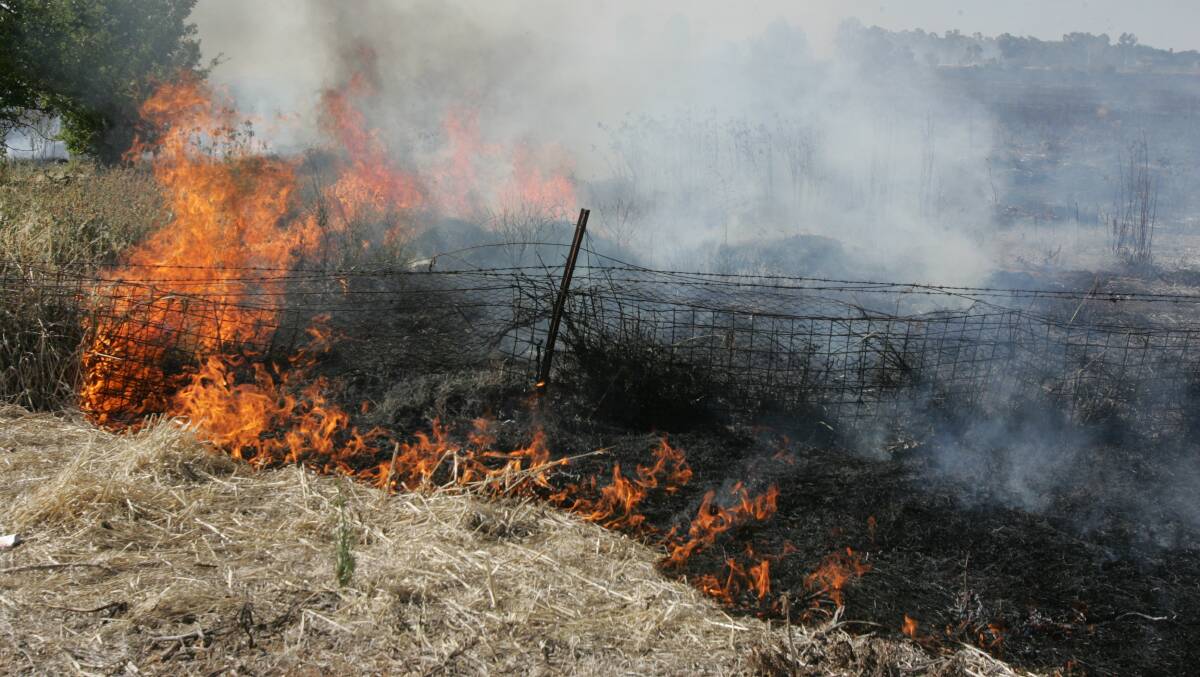 The Rural Fire Service - MIA zone has issued a warning for those harvesting in the coming days. Photo: The Irrigator
