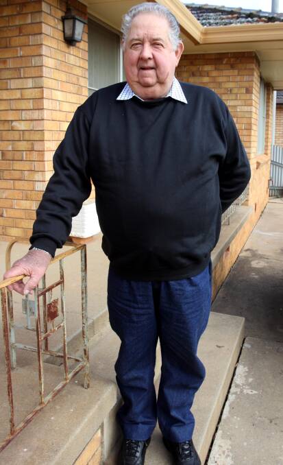 BLESSED: Leeton's Bob Gordon has urged residents to discuss if they would be an organ donor after he was the recipient of a kidney that has kept him alive today. 
