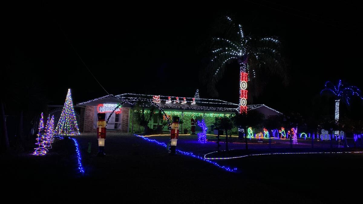The Vecchie family home in all of its glory during the 2021 festive season. Picture by Talia Pattison
