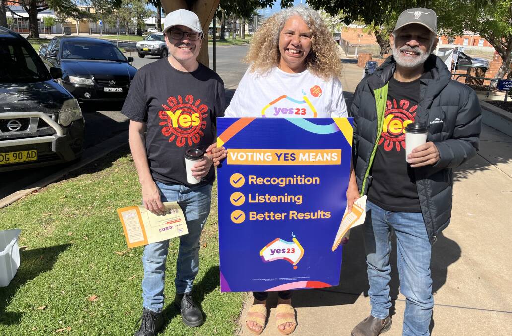 Andrew Paynter, Deb Fernando and Warren Ingram outside the pre-polling booth in Leeton. Picture by Talia Pattison
