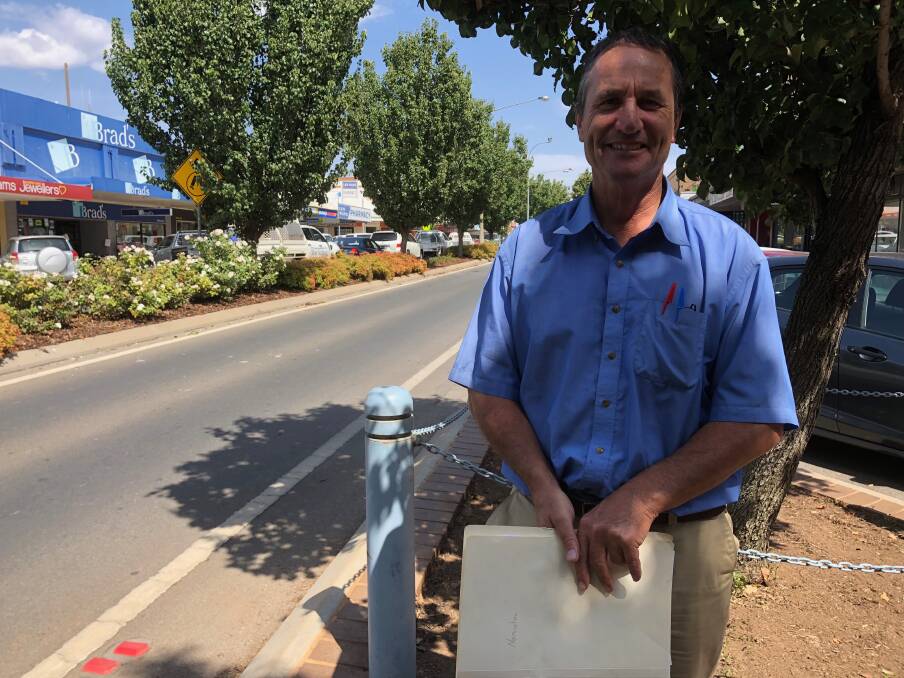IN TOWN: Wakool wool broker David Landini has announced he will be an independent candidate for Murray in the upcoming state election on March 23 and he has a big plan as part of his campaign. Photo: Talia Pattison