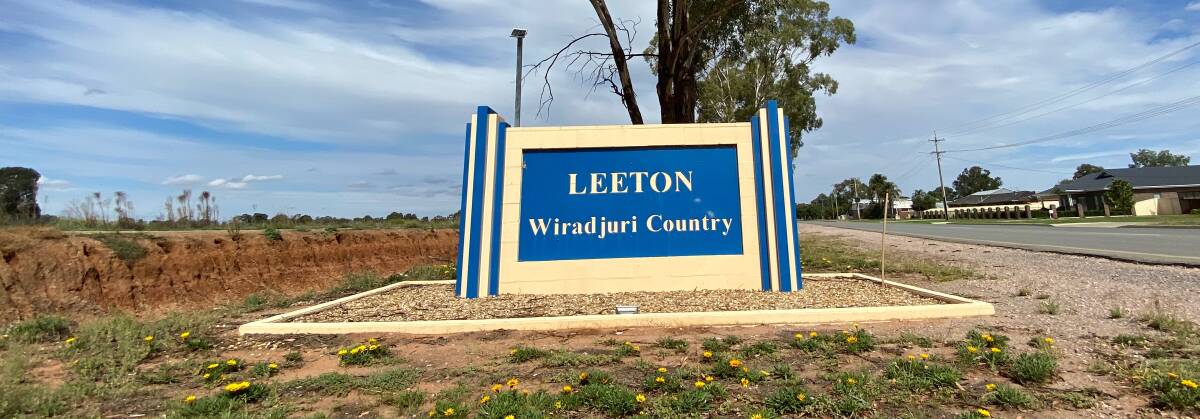 WELCOME: The information kit will assist new residents to Leeton shire. 