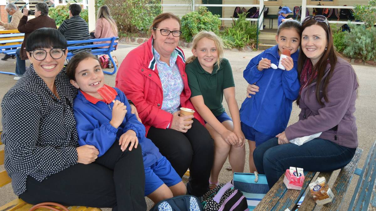 Leeton Public School held a special Mother's Day lunch last week with students and families enjoying the event. 