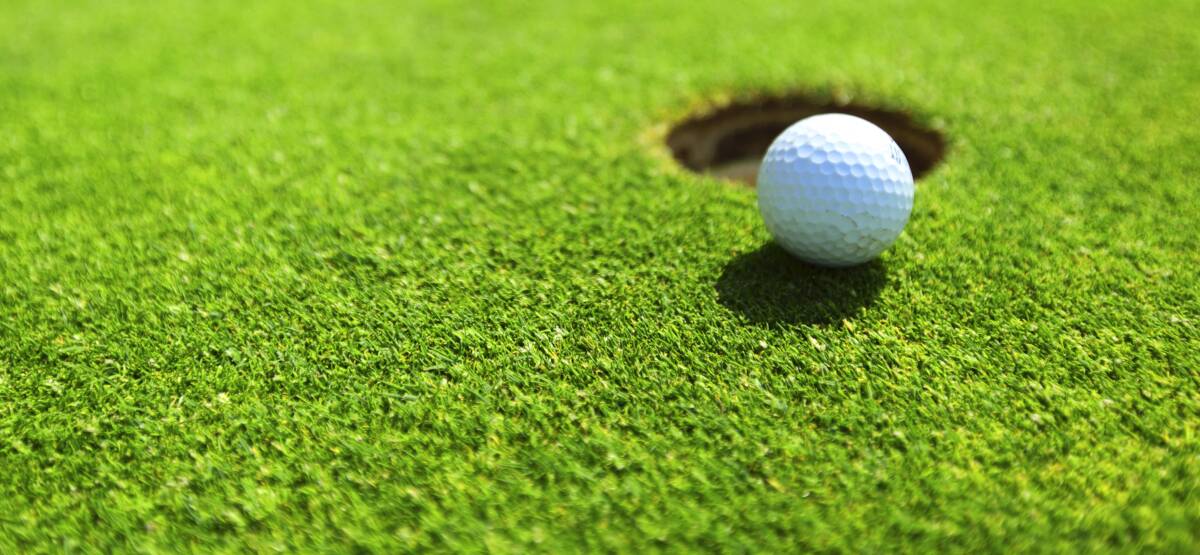 Lorraine Kefford claims Leeton golf ladies contest