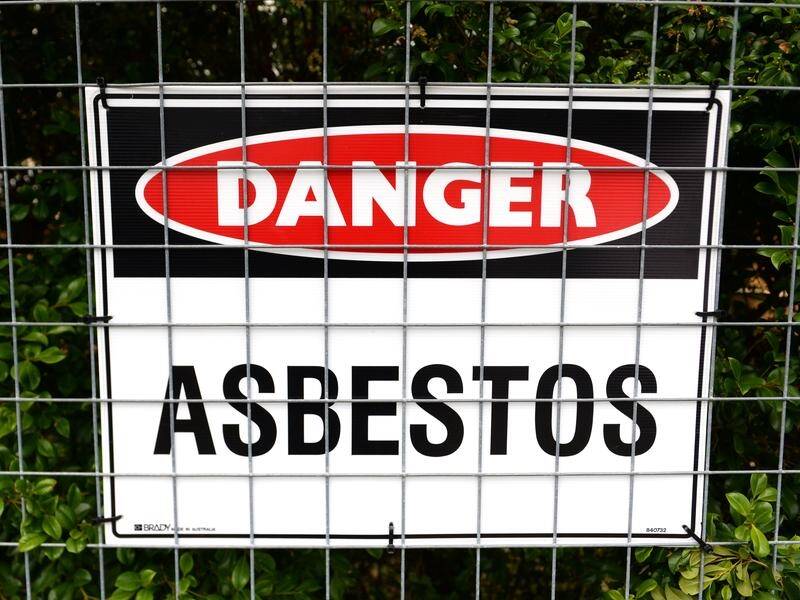 An area of Campbelltown Hospital is the latest site suspected of containing asbestos fragments. (Dan Peled/AAP PHOTOS)