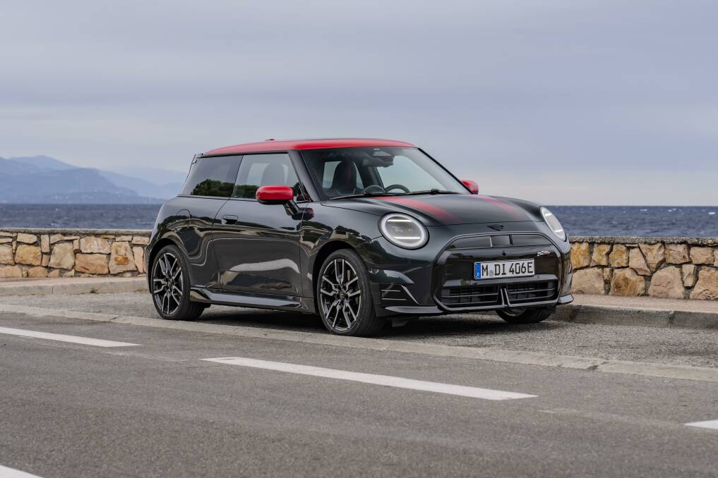 Mini reveals JCW electric hot hatch with Go Kart mode